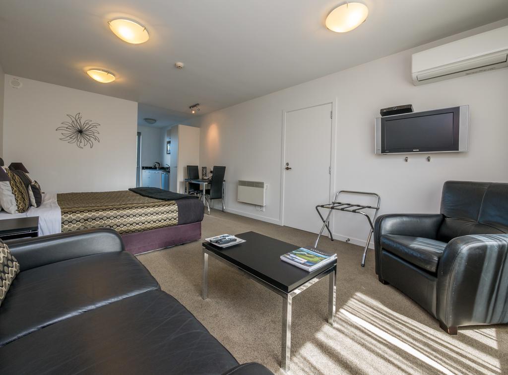 Bellano Motel Suites Крайстчёрч Экстерьер фото A typical studio apartment