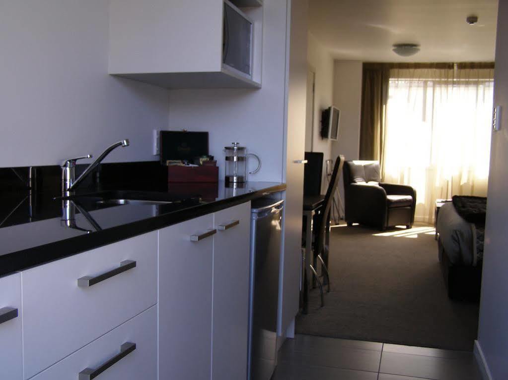 Bellano Motel Suites Крайстчёрч Экстерьер фото A studio apartment in New Zealand